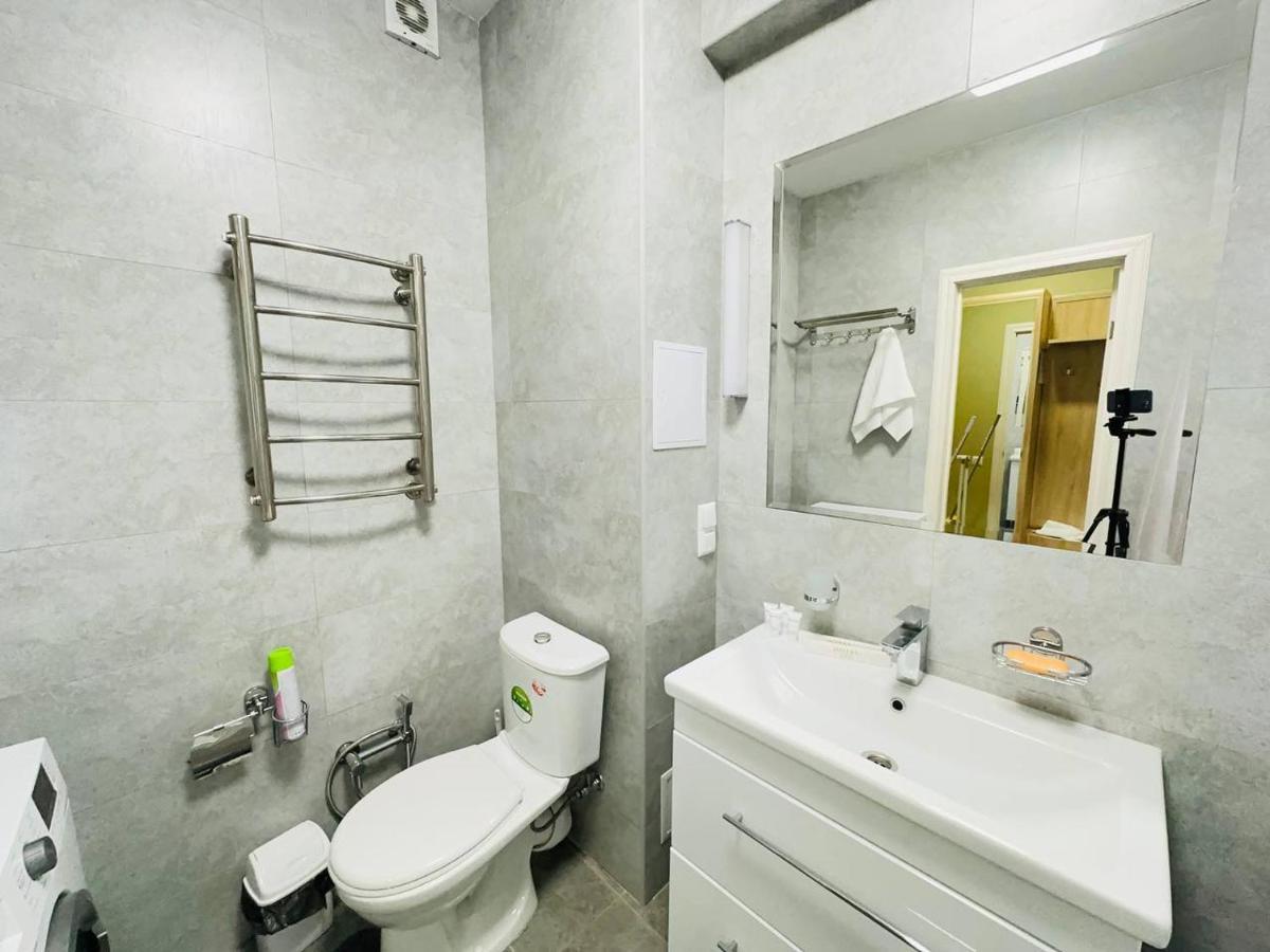 Central Park In The City Center Apartment Almatî Exterior foto