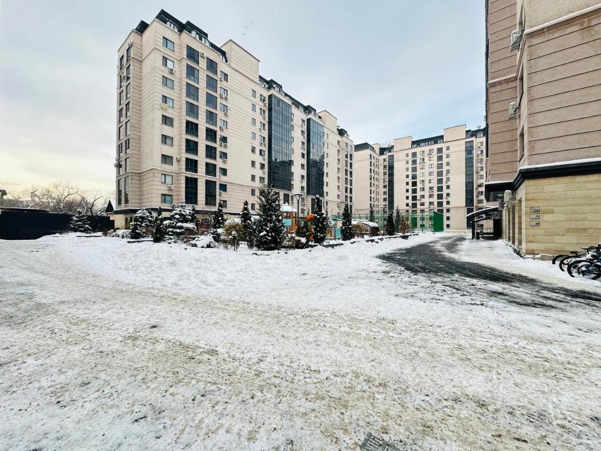 Central Park In The City Center Apartment Almatî Exterior foto