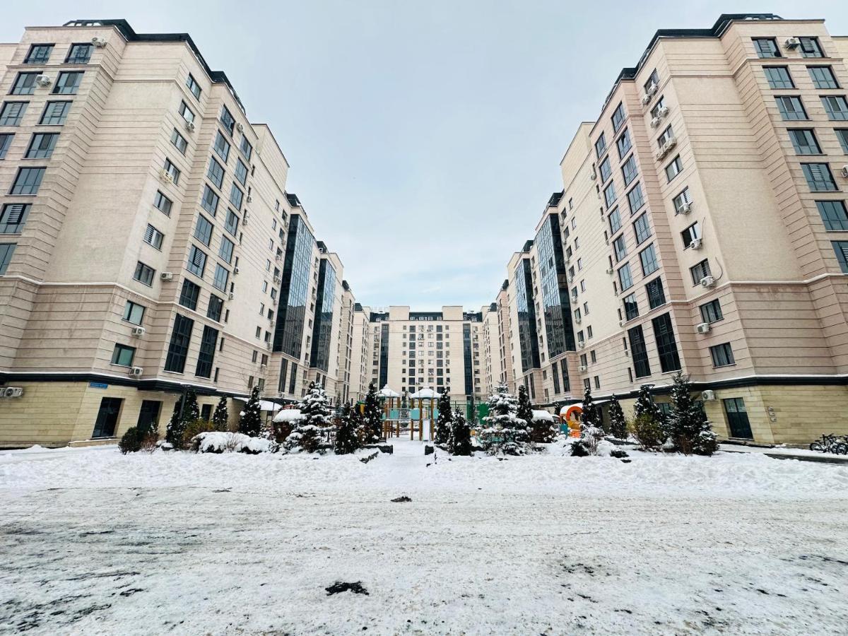 Central Park In The City Center Apartment Almatî Exterior foto